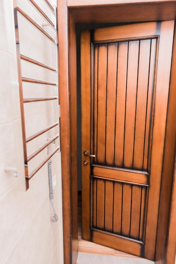 Golden Park Apartments Uman Exterior photo